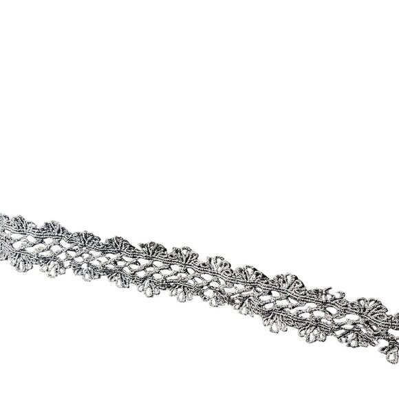 B. Darlin Black Sleeveless Dress With Lace Trim & Embroidered Hem Size 11/12 - Picture 5 of 8